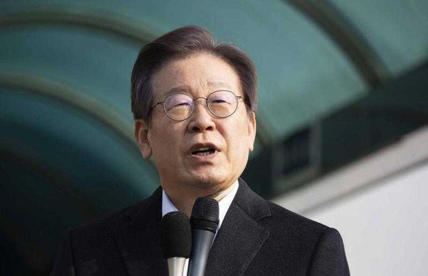 通盈配资 李在明涉嫌违反《公职选举法》案被发回重审